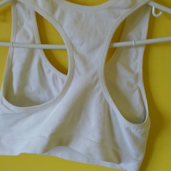 Bra - Picture 2 of 5